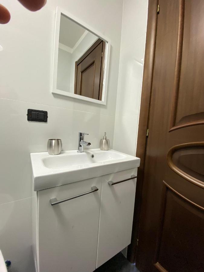 Falu Napoli Centro Camera Con Cucina E Bagno Privato Hotel Eksteriør billede